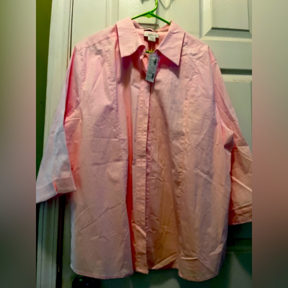 Ladies pink stretch three-quarter sleeve tunic button-down… Size 22/24